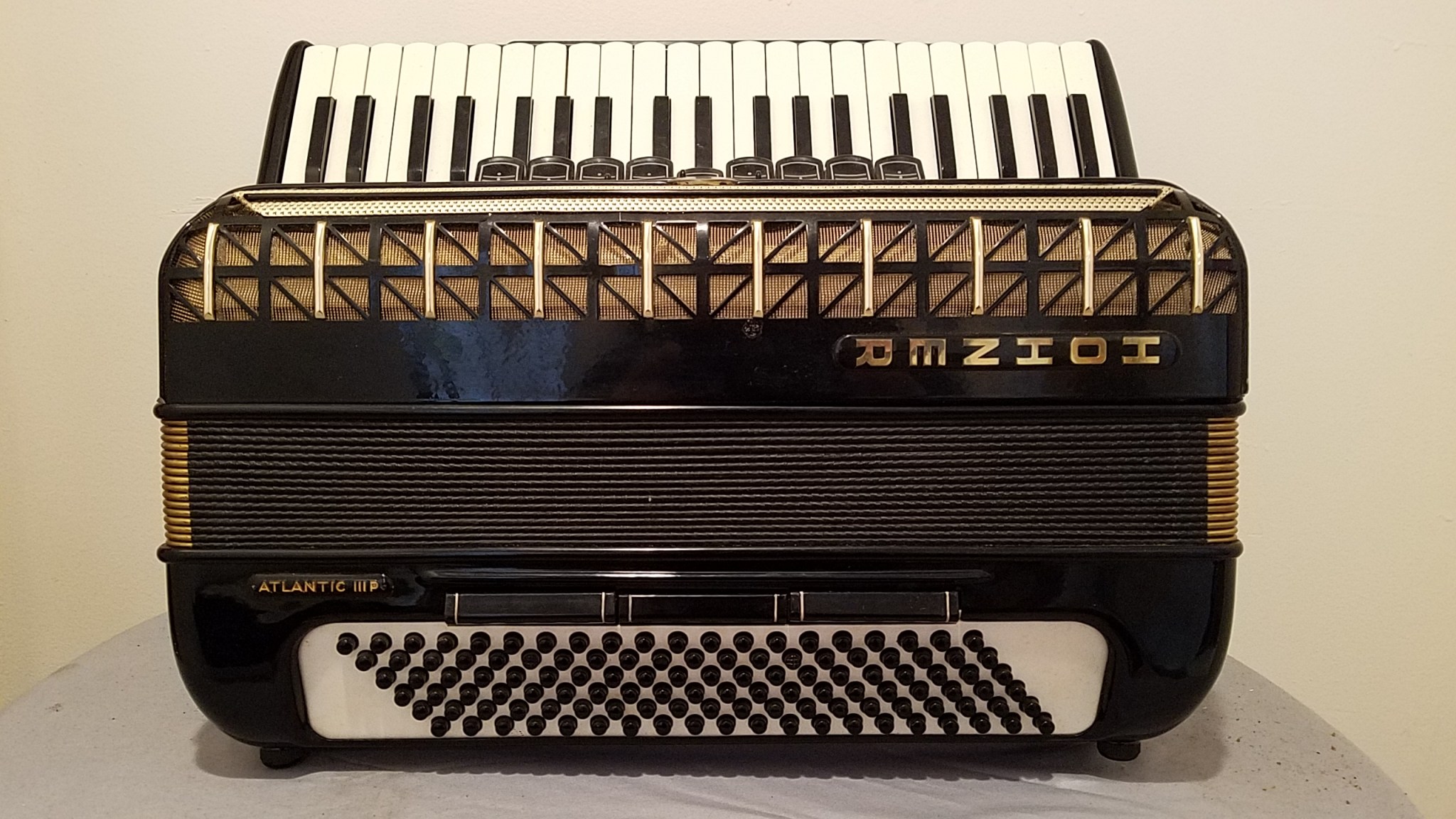 For Sale Accordion Re.Store